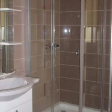 Apartamento Two Bedroom A2 *